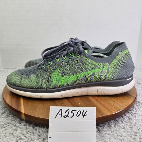Nike Free 4.0 Flyknit Cool Grey Green Athletic Running Shoe Mens 11 717075-007 - Picture 1 of 14